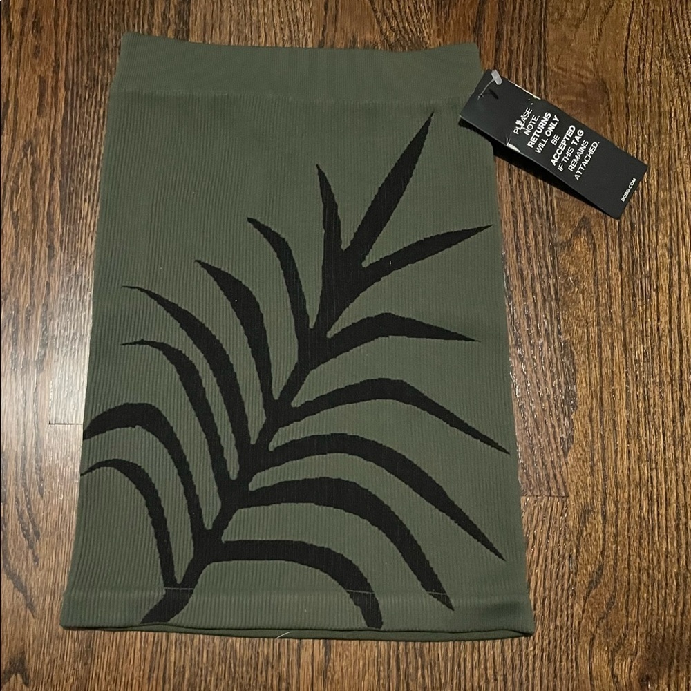 BCBGeneration Seamless Skirt olive green Sz. XS / S NWT